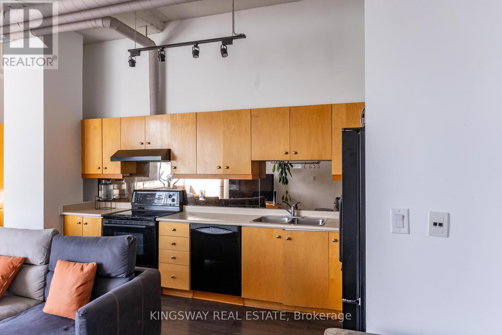 Lph17 - 700 King Street W, Toronto, Ontario  M5V 2Y6 - Photo 14 - C12542022