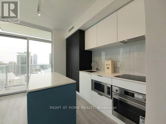 1503 - 33 Helendale Avenue, Toronto, Ontario  M4R 0A4 - Photo 3 - C12542050