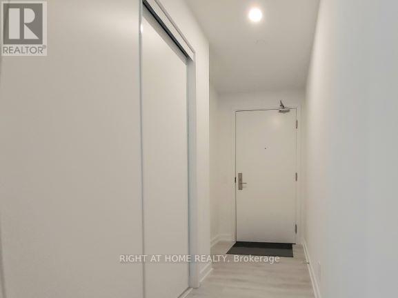 1503 - 33 Helendale Avenue, Toronto, Ontario  M4R 0A4 - Photo 9 - C12542050