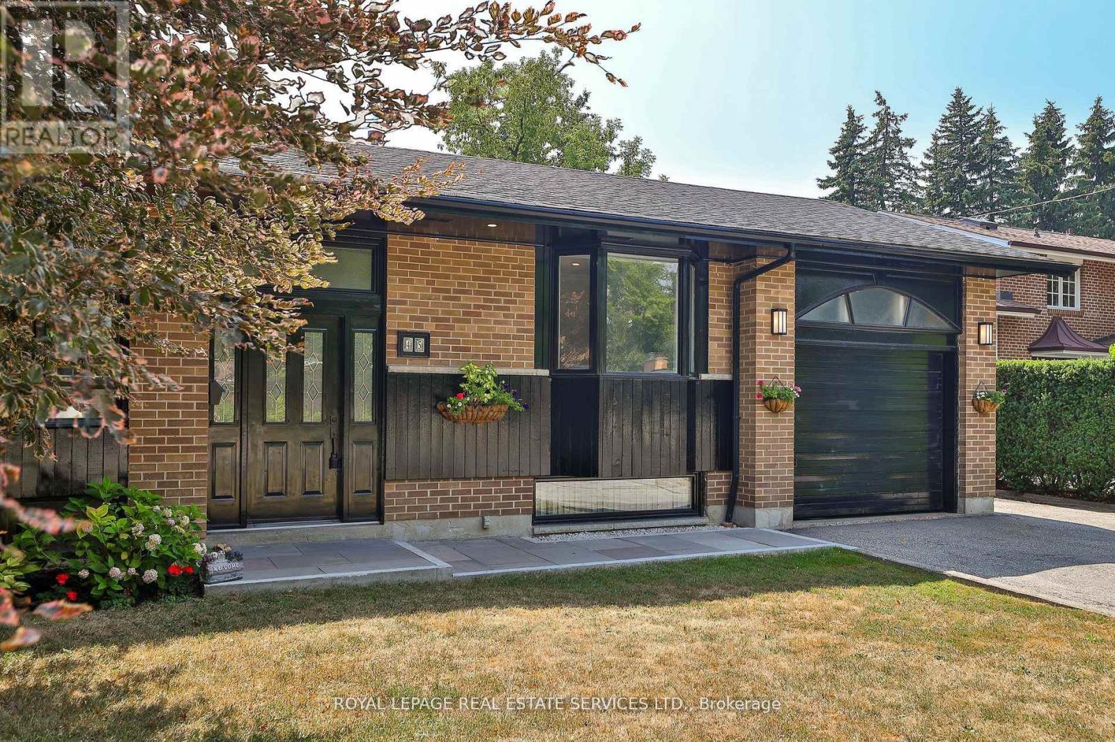 45 Doonaree Drive, Toronto, Ontario  M3A 1M5 - Photo 2 - C12542080