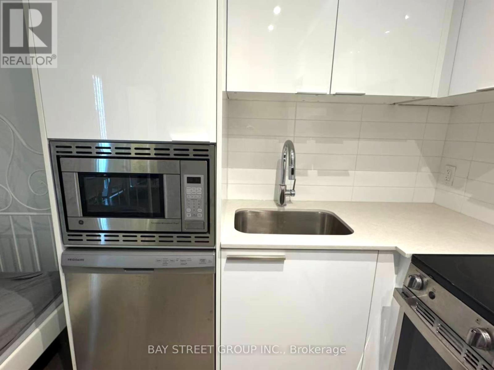 904 - 18 Maitland Terrace, Toronto, Ontario  M4Y 0H2 - Photo 13 - C12542100