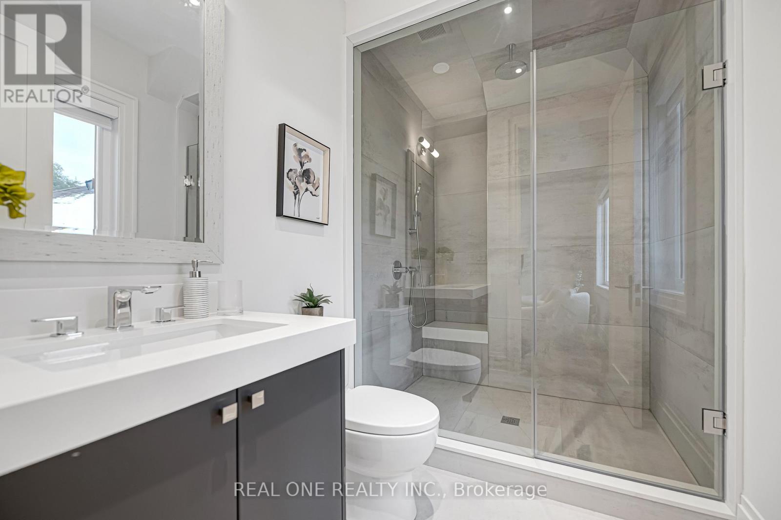 18 Aneta Circle, Toronto, Ontario  M2M 3J2 - Photo 28 - C12542128