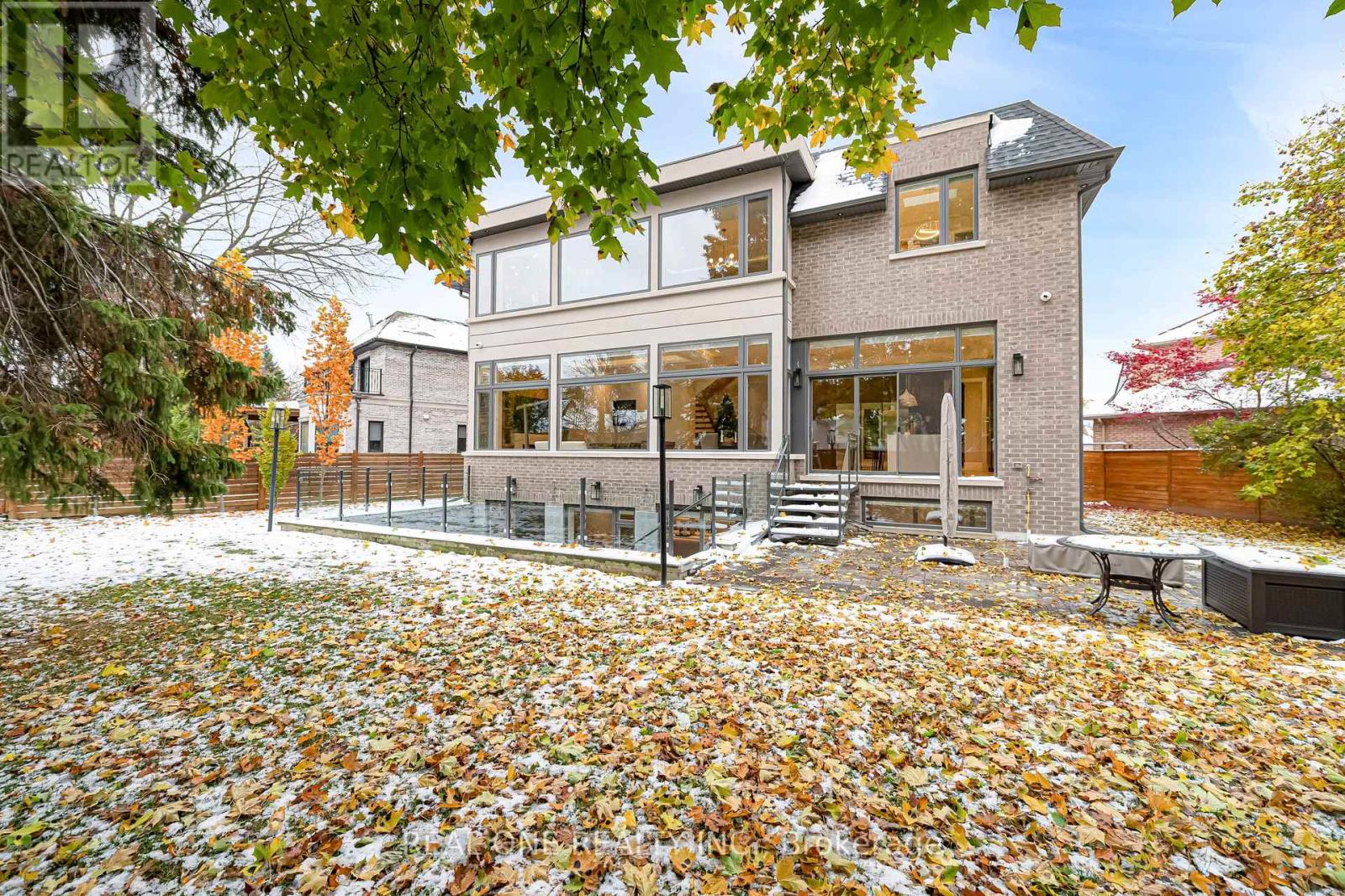 18 Aneta Circle, Toronto, Ontario  M2M 3J2 - Photo 40 - C12542128