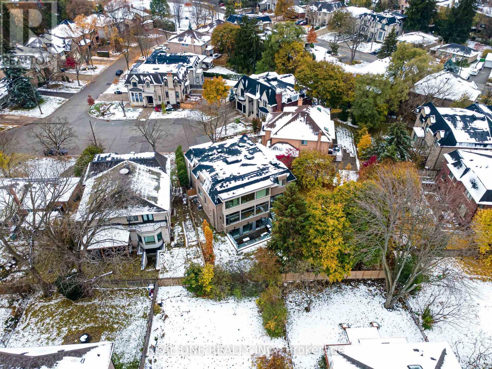 18 Aneta Circle, Toronto, Ontario  M2M 3J2 - Photo 44 - C12542128