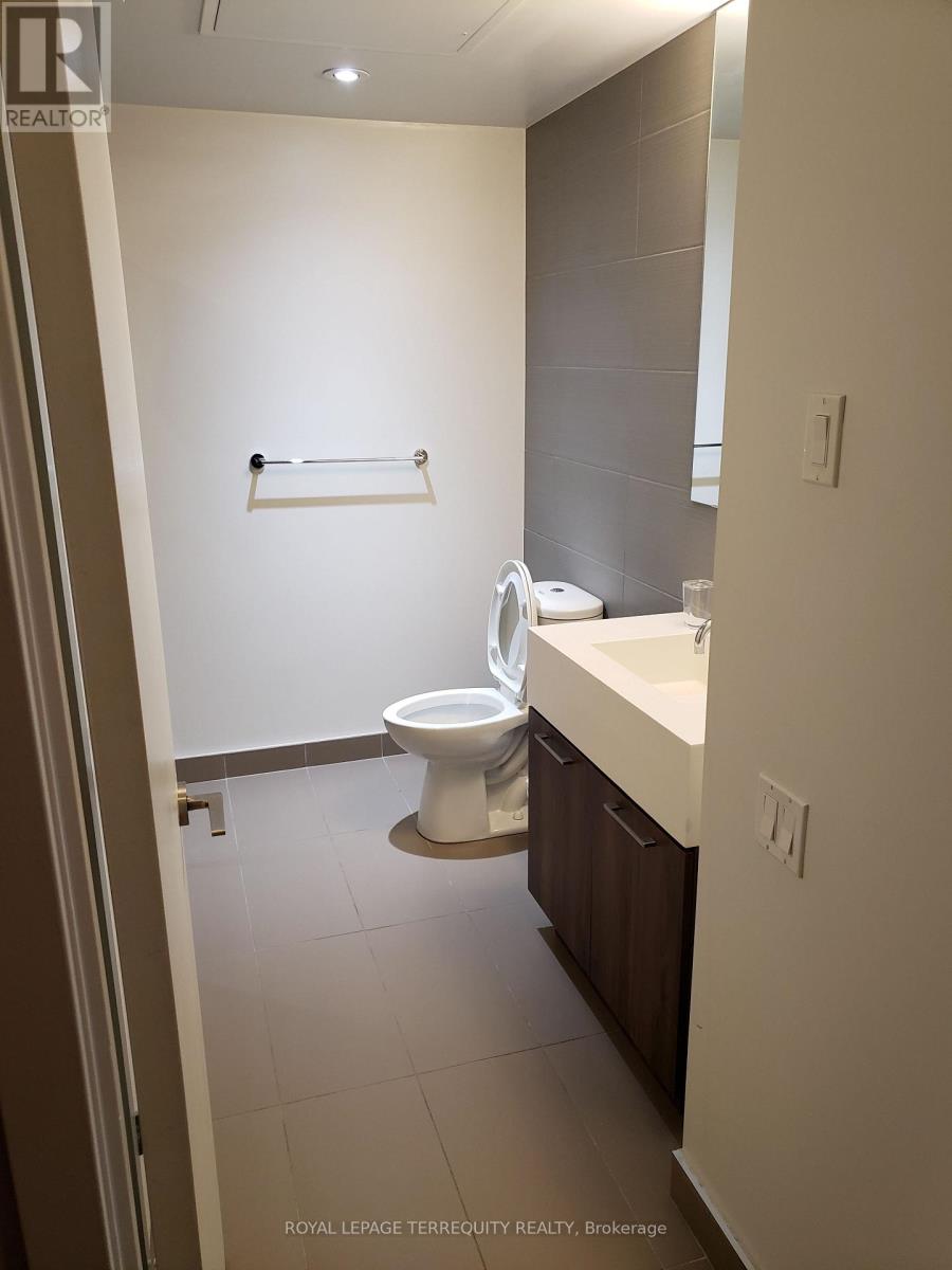 308 - 560 King Street W, Toronto, Ontario  M5V 1M3 - Photo 11 - C12542144