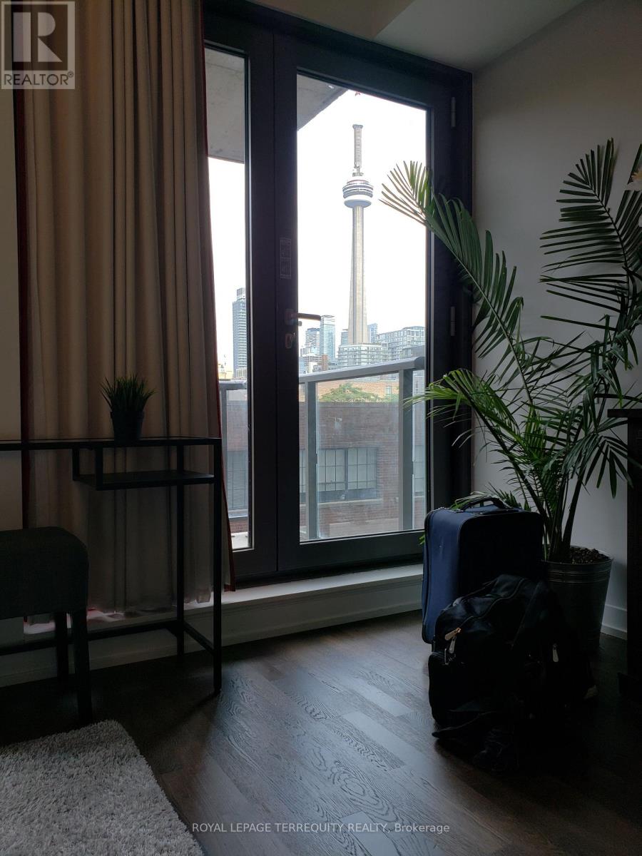 308 - 560 King Street W, Toronto, Ontario  M5V 1M3 - Photo 5 - C12542144