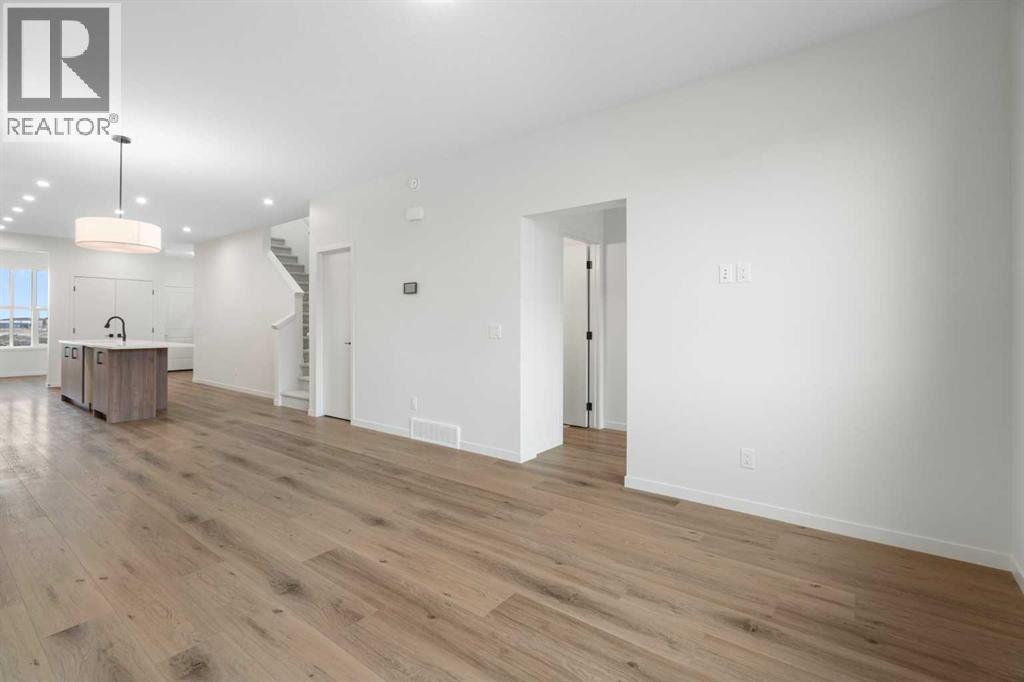 49 Annette Landing Nw, Calgary, Alberta  T3R 2J7 - Photo 14 - A2270399