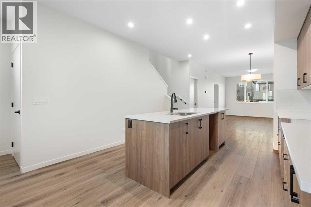 49 Annette Landing Nw, Calgary, Alberta  T3R 2J7 - Photo 4 - A2270399