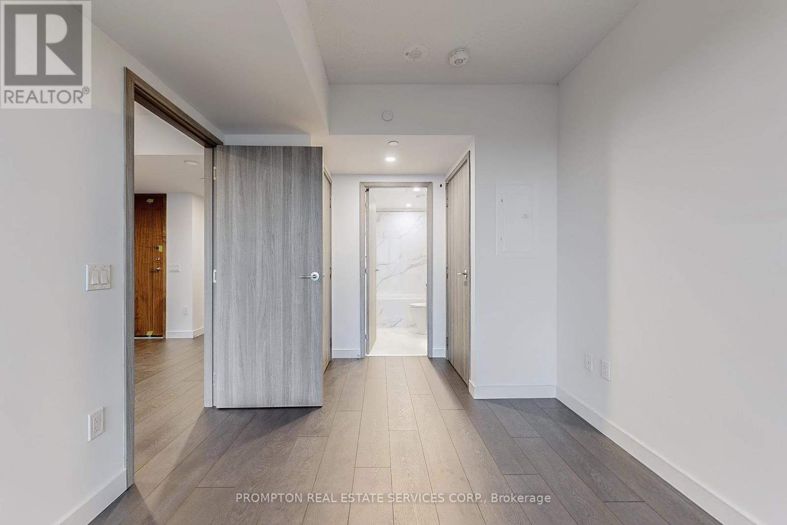 5212 - 3 Cityplace Way, Toronto, Ontario  M5V 0X4 - Photo 16 - C12480316