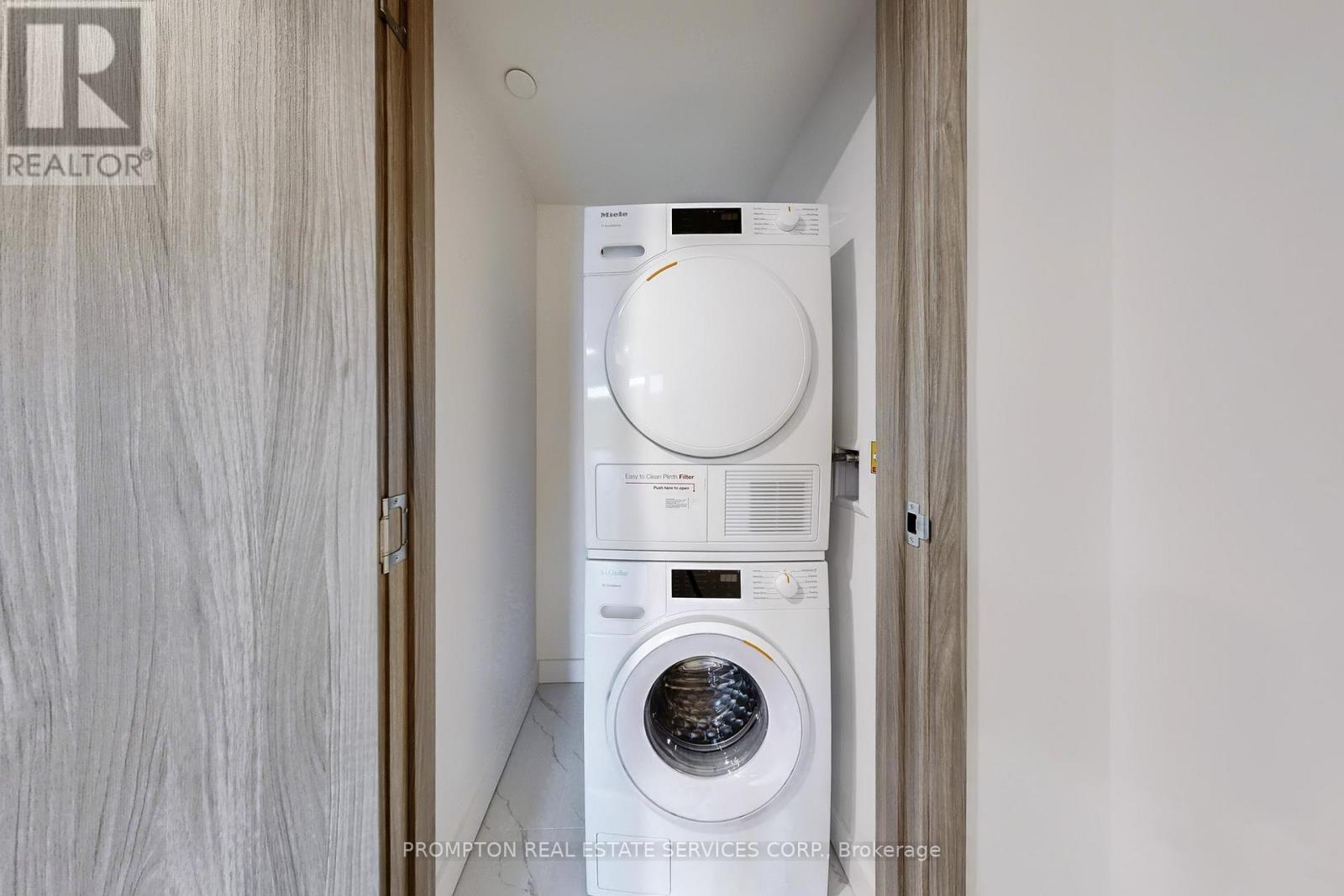 5212 - 3 Cityplace Way, Toronto, Ontario  M5V 0X4 - Photo 18 - C12480316