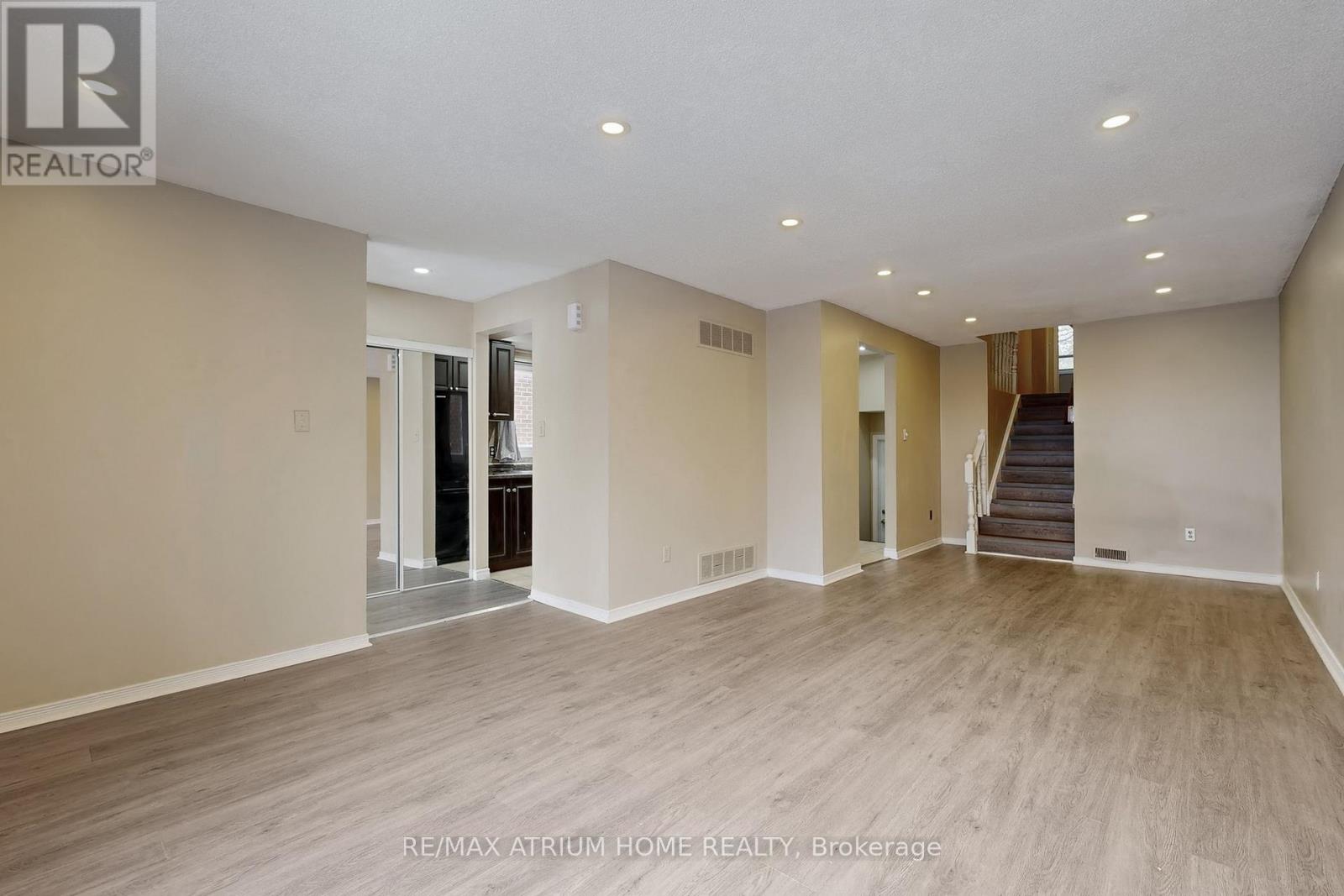 3 Plumbrook Crescent, Toronto, Ontario  M1S 3Z9 - Photo 12 - E12541526