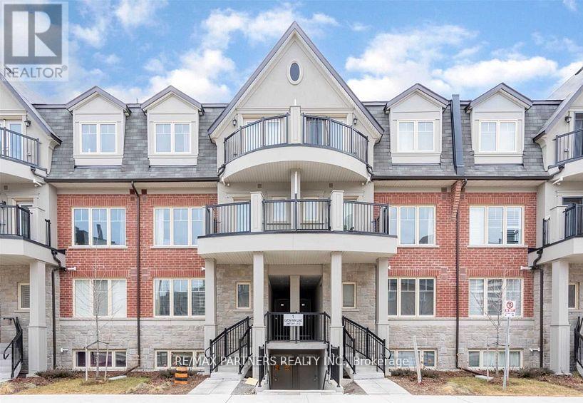 9 - 1 EATON PARK LANE, Toronto, Ontario