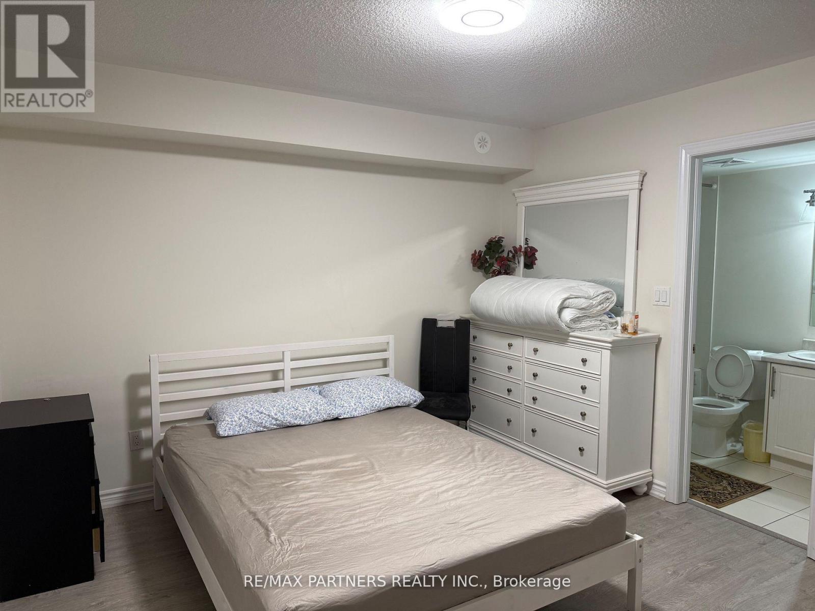 9 - 1 Eaton Park Lane, Toronto, Ontario  M1W 0A5 - Photo 18 - E12541952