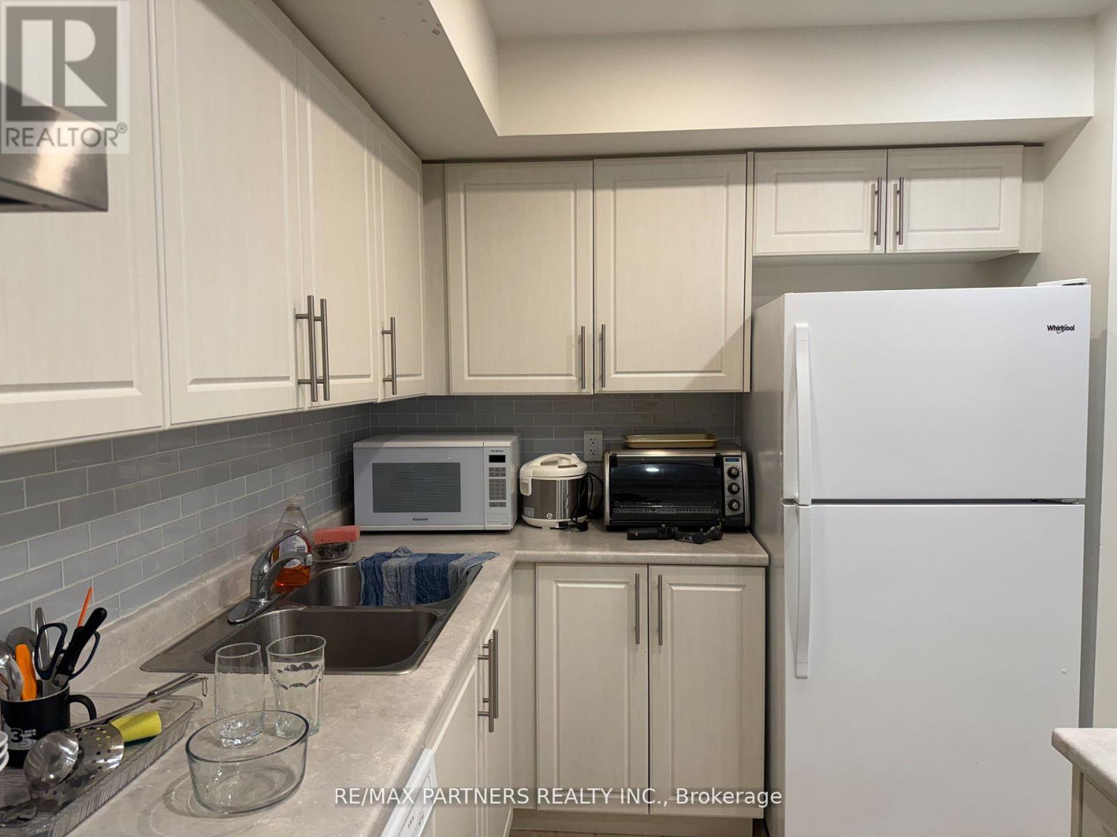 9 - 1 Eaton Park Lane, Toronto, Ontario  M1W 0A5 - Photo 21 - E12541952