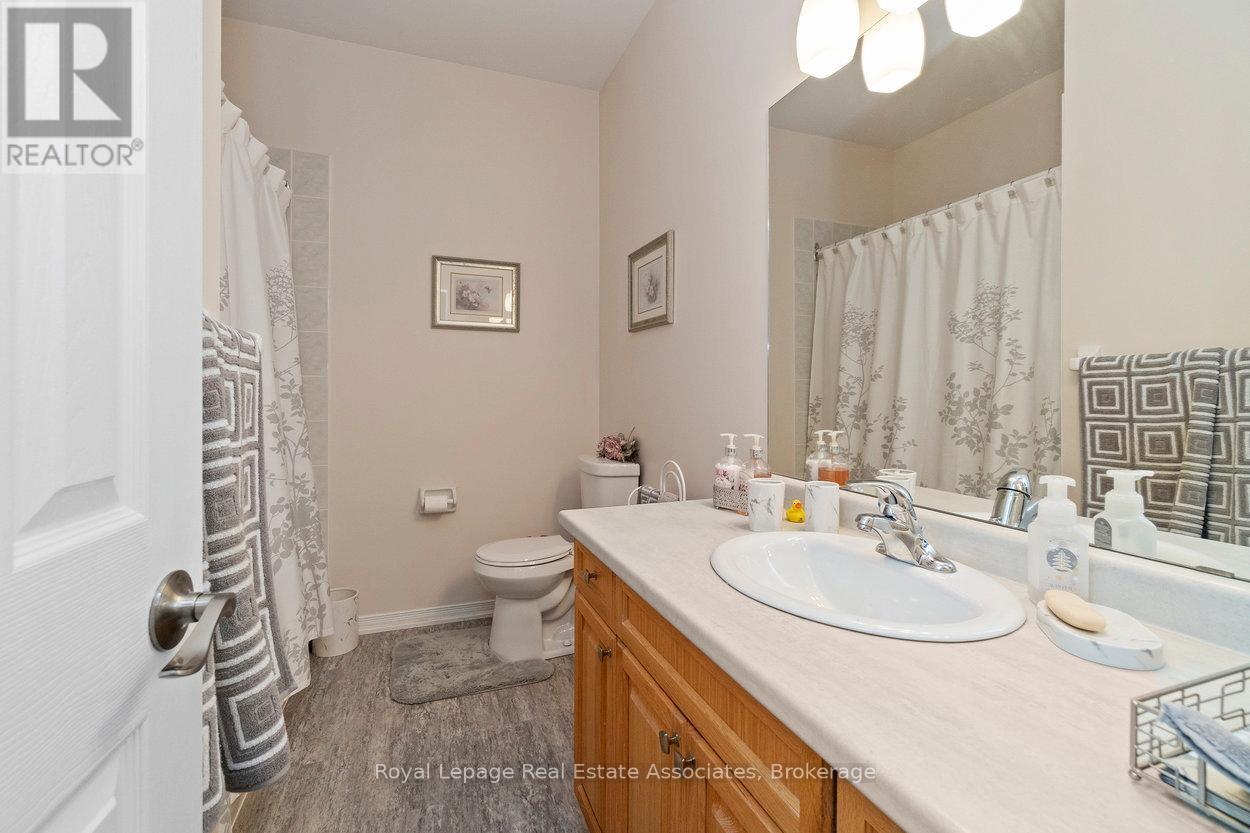 3 Fir Drive, Clarington, Ontario  L1B 1P3 - Photo 24 - E12541958