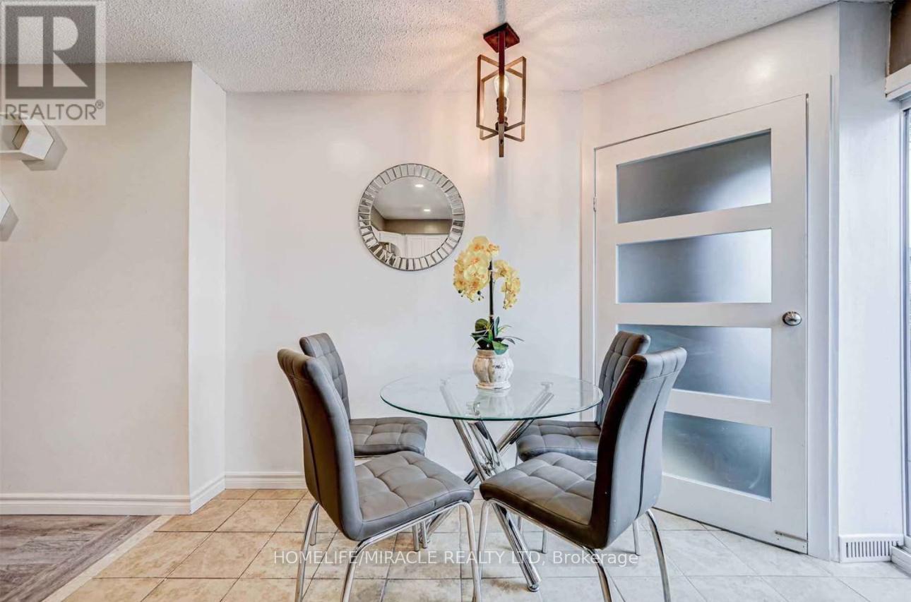 252 Lakeview Park Avenue, Oshawa, Ontario  L1J 7M5 - Photo 6 - E12542148