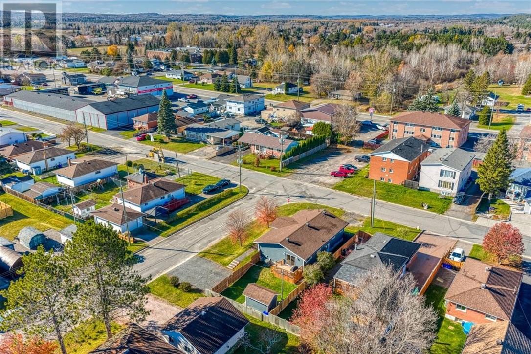 244 Charette Avenue, Chelmsford, Ontario P0M 1L0 - Photo 11 - 2125645