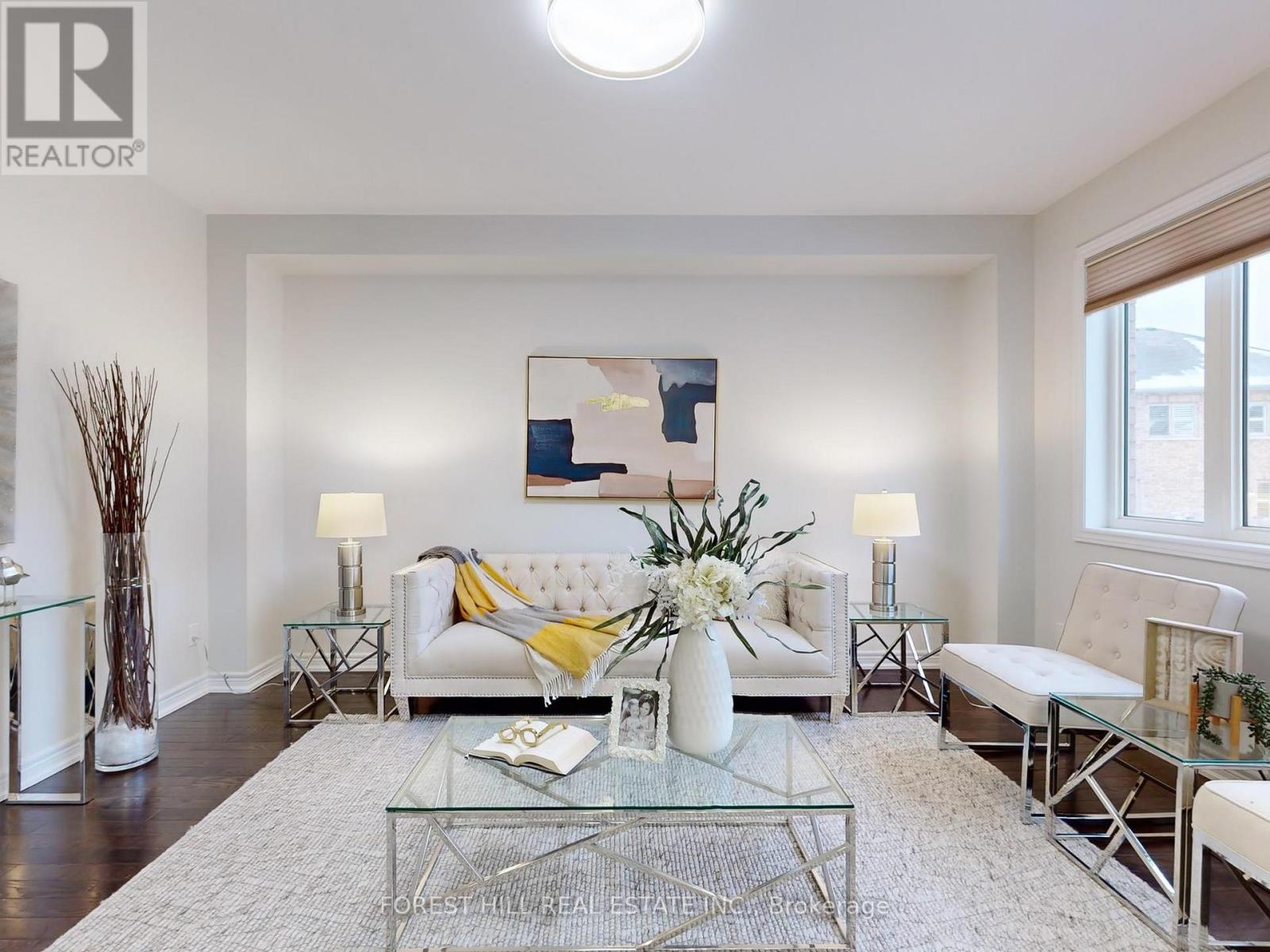 5 Beebe Crescent, Markham, Ontario  L6E 0L6 - Photo 3 - N12542152