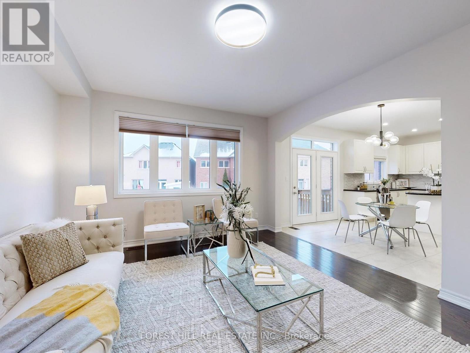 5 Beebe Crescent, Markham, Ontario  L6E 0L6 - Photo 5 - N12542152