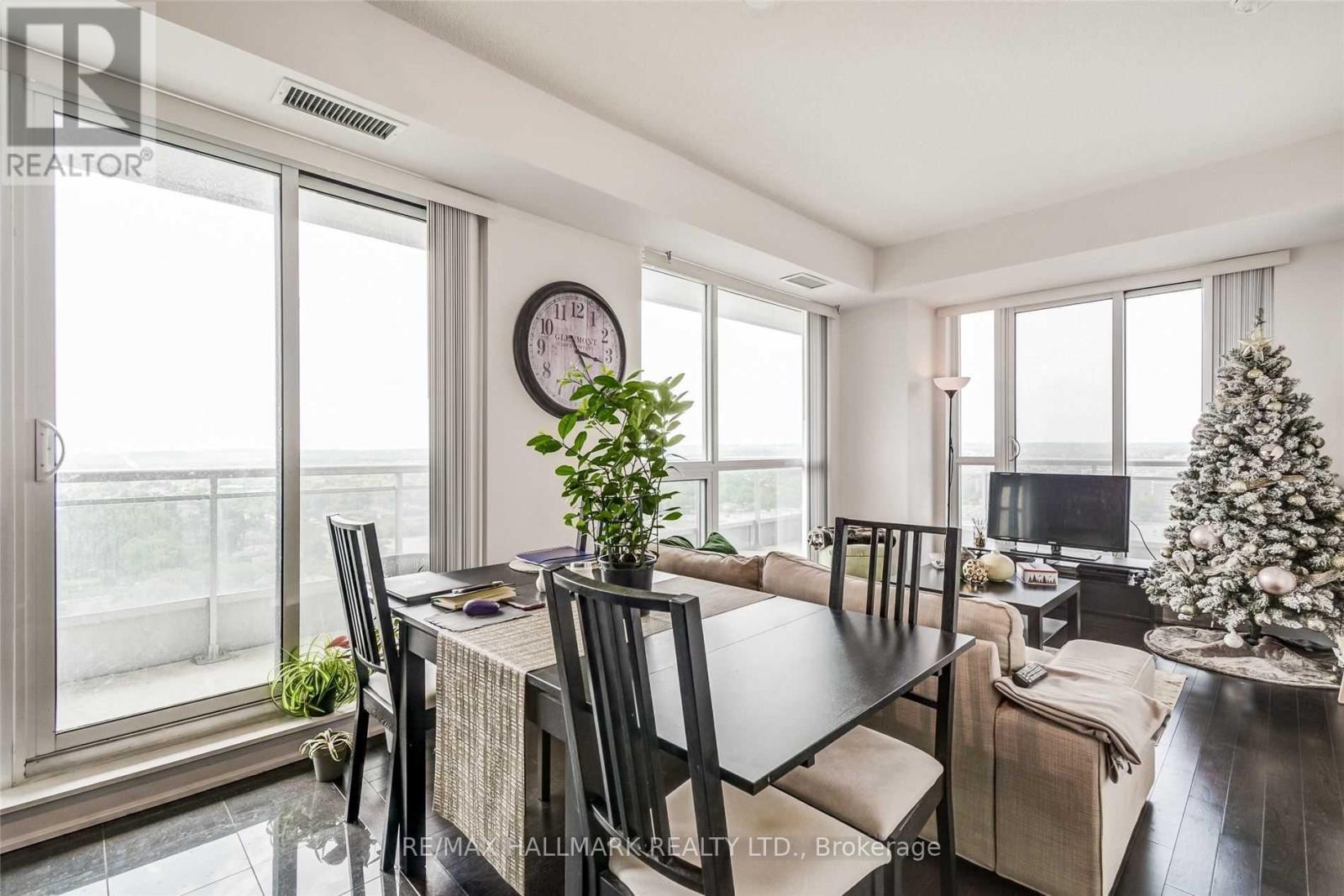 1911nw - 9201 Yonge Street, Richmond Hill, Ontario  L4C 1H9 - Photo 6 - N12542172