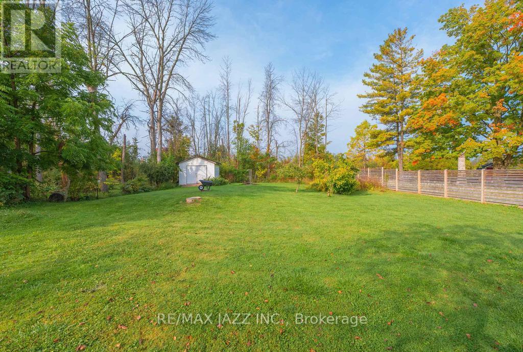 54 Virginia Boulevard, Georgina, Ontario L0E 1N0 - Photo 7 - N12542246