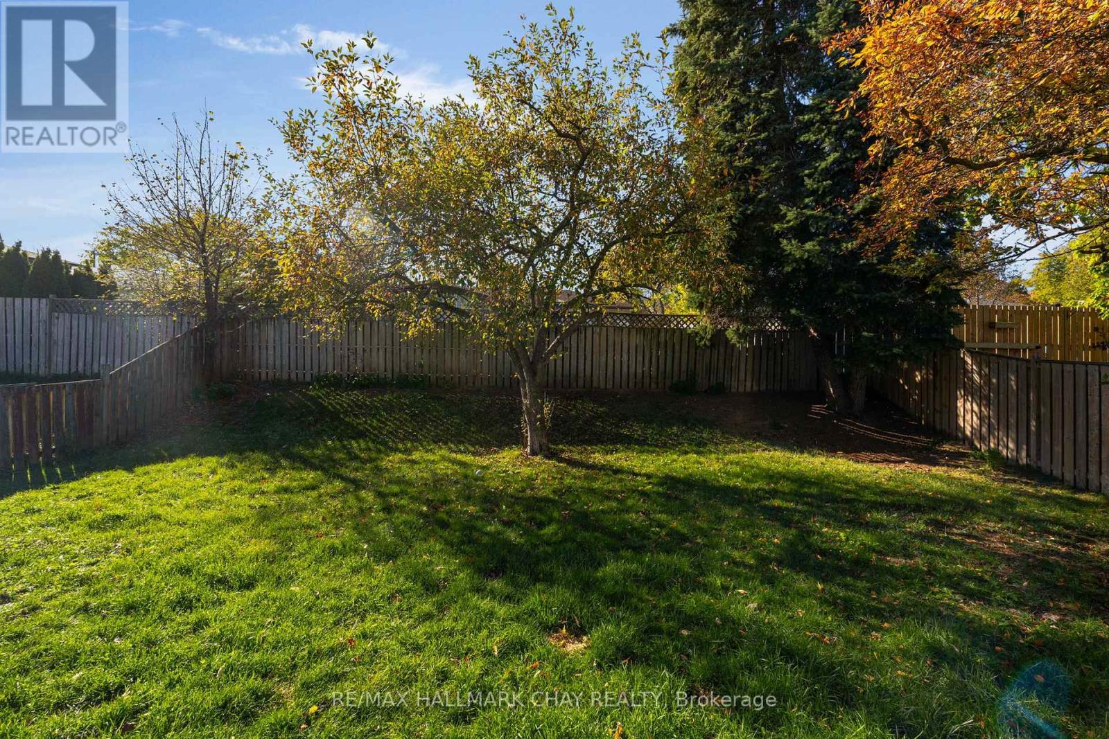 46 Carol Road, Barrie, Ontario  L4N 3P7 - Photo 4 - S12542024