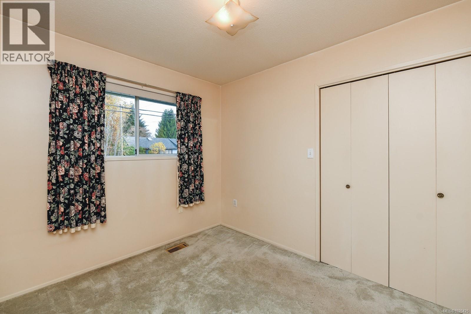 2771 Windermere Ave, Cumberland, British Columbia  V0R 1S0 - Photo 16 - 1020425