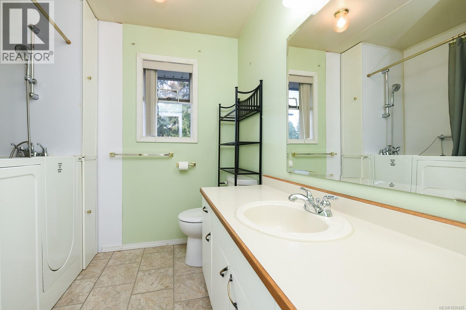 2771 Windermere Ave, Cumberland, British Columbia  V0R 1S0 - Photo 22 - 1020425