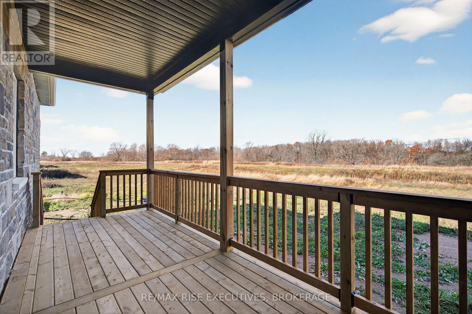 138 Hineman Street, Kingston, Ontario K7L 0G2 - Photo 36 - X12542176