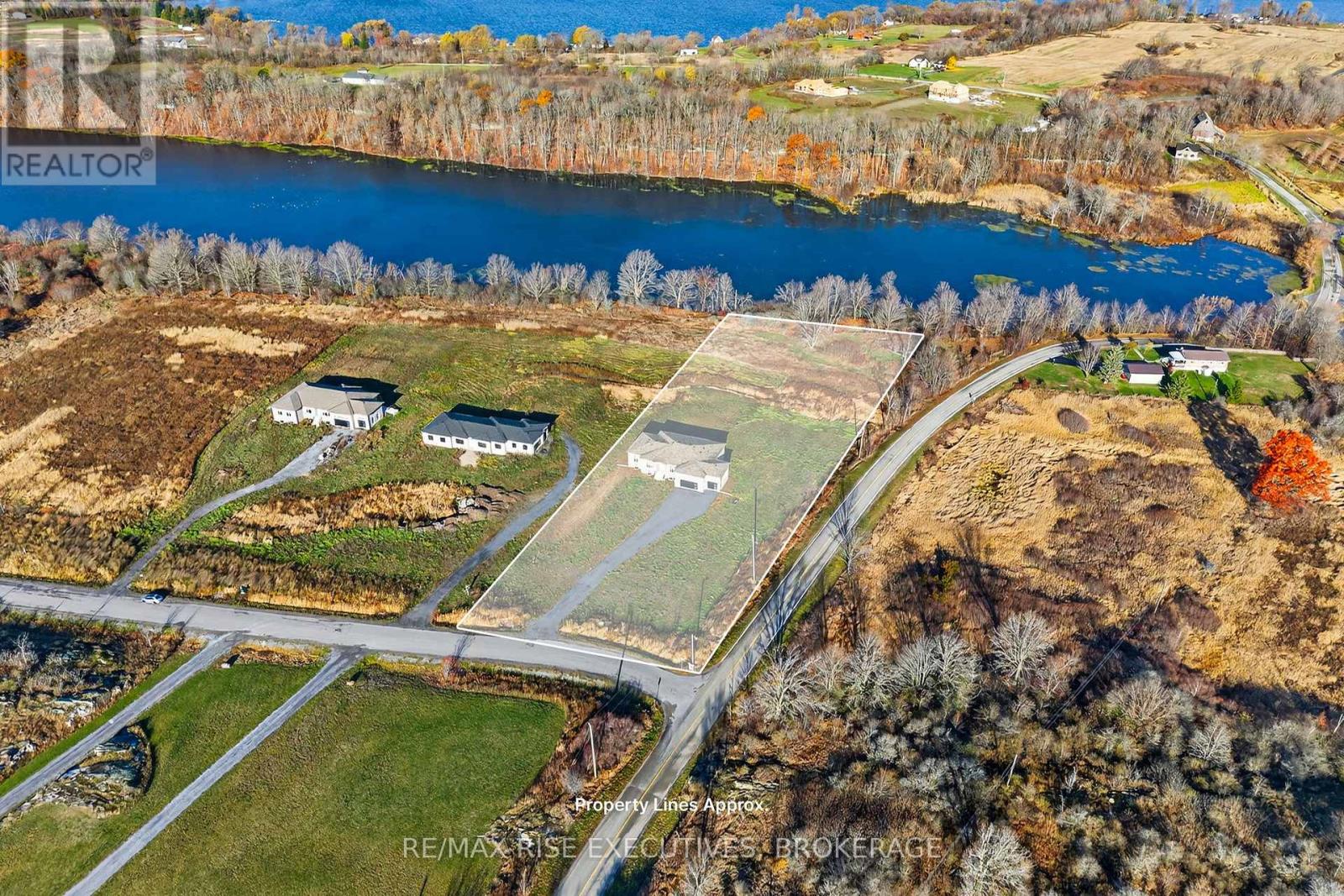 138 Hineman Street, Kingston, Ontario K7L 0G2 - Photo 46 - X12542176