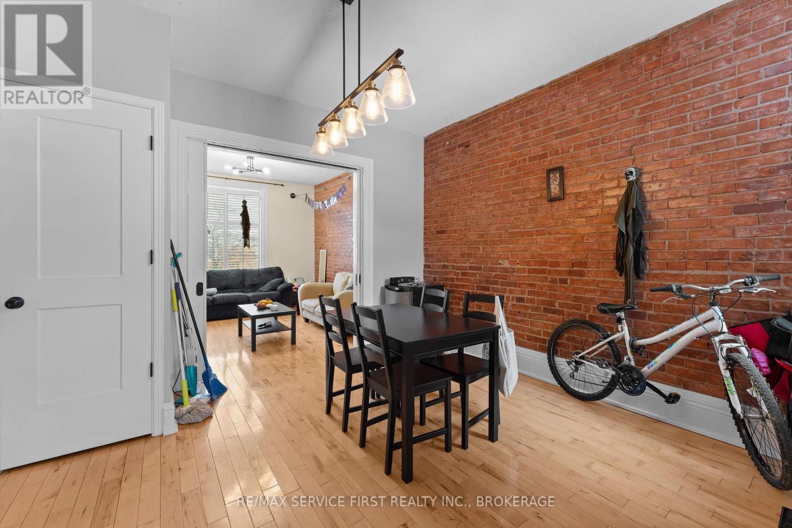 581 Victoria Street, Kingston, Ontario  K7K 4S1 - Photo 10 - X12542182