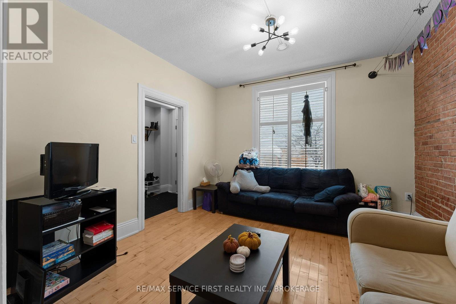 581 Victoria Street, Kingston, Ontario  K7K 4S1 - Photo 7 - X12542182