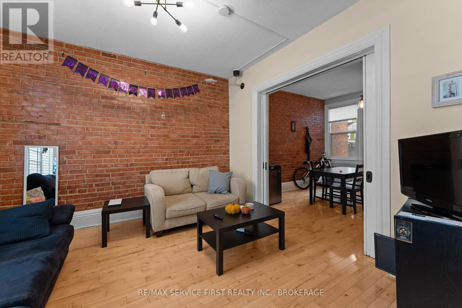 581 Victoria Street, Kingston, Ontario  K7K 4S1 - Photo 8 - X12542182