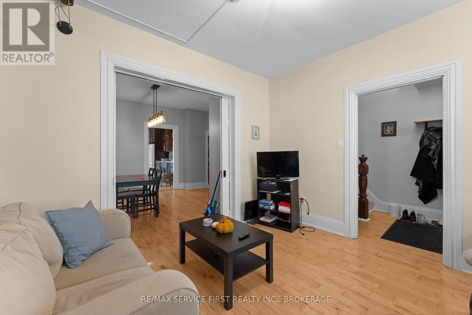 581 Victoria Street, Kingston, Ontario  K7K 4S1 - Photo 9 - X12542182