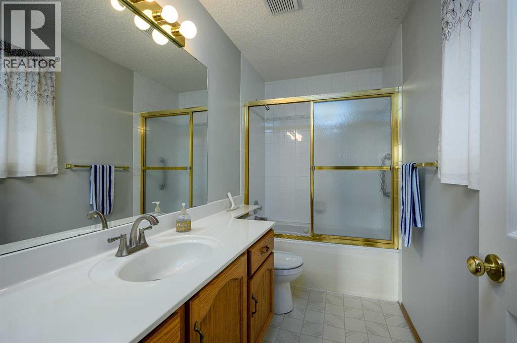 21 Citadel Drive Nw, Calgary, Alberta  T3G 3X7 - Photo 12 - A2269038