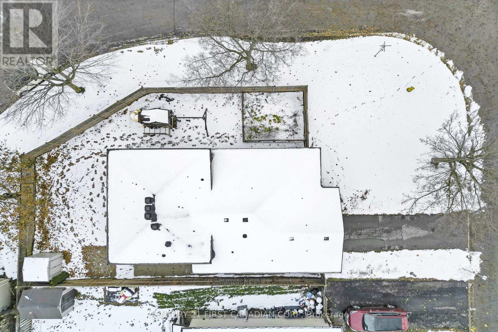 214 Portsmouth Crescent E, London East, Ontario  N5V 4C9 - Photo 43 - X12542294