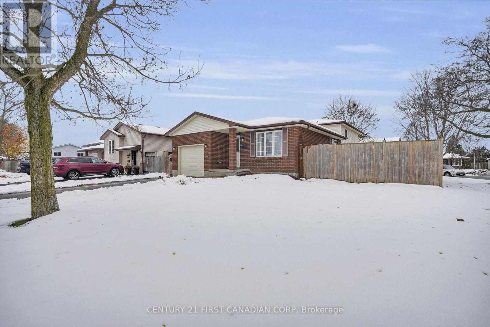 214 Portsmouth Crescent E, London East, Ontario  N5V 4C9 - Photo 45 - X12542294