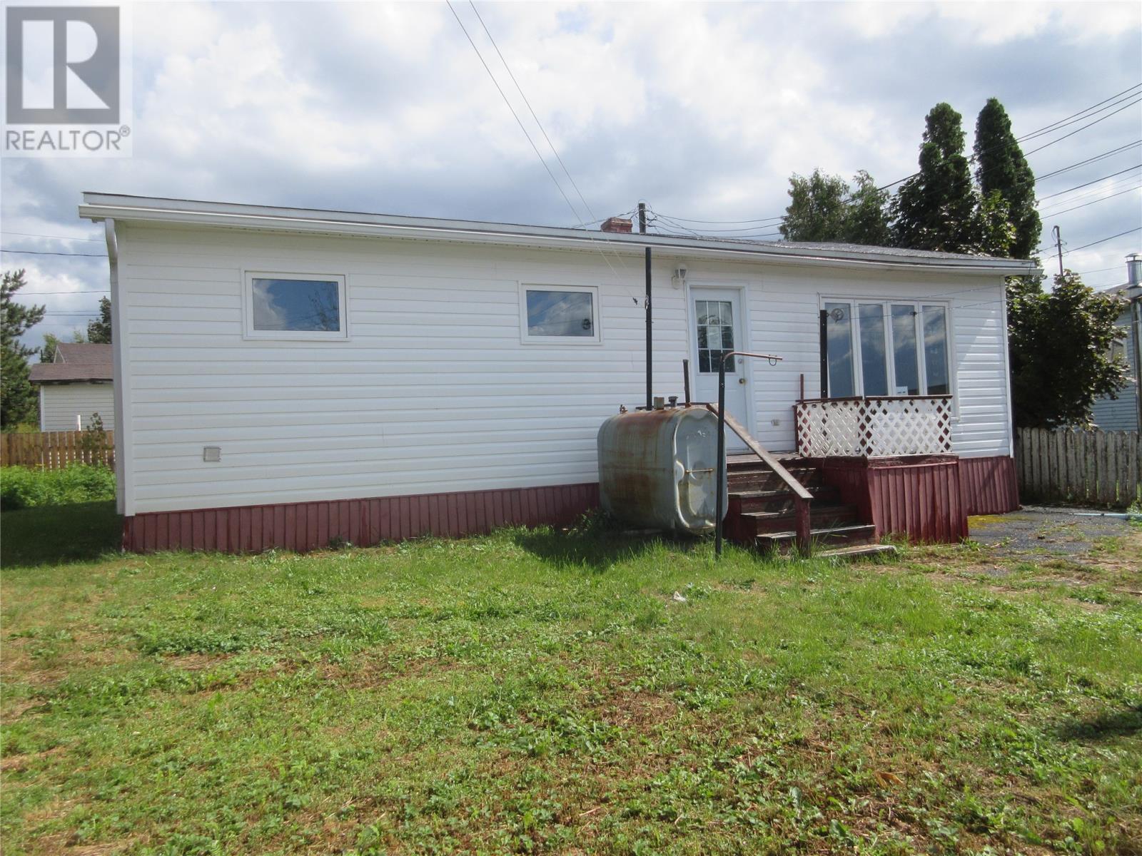 24 Masters Avenue, Grand Falls Windsor, Newfoundland & Labrador  A2B 1J1 - Photo 1 - 1292580