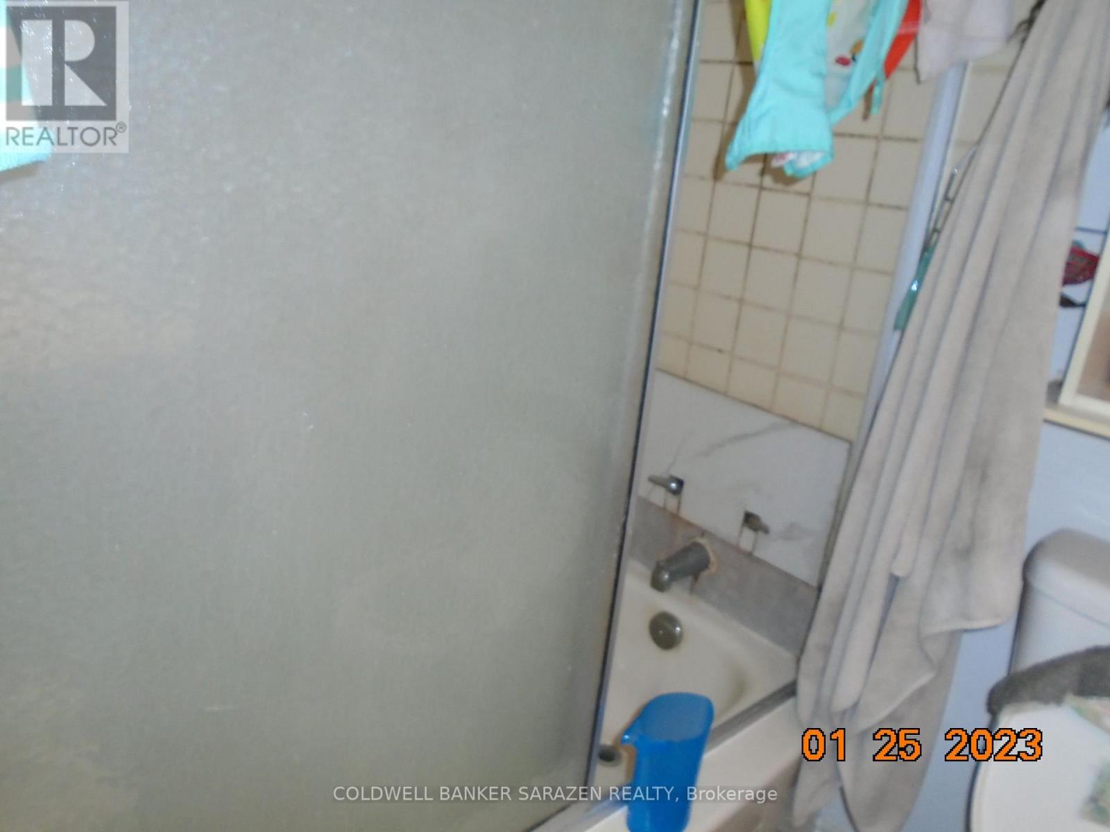 6321 Renaud Road E, Ottawa, Ontario K1W 0J4 - Photo 8 - X12542178