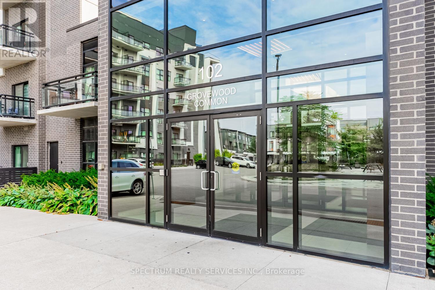 531 - 102 Grovewood Common, Oakville, Ontario  L6H 0X2 - Photo 2 - W12541976