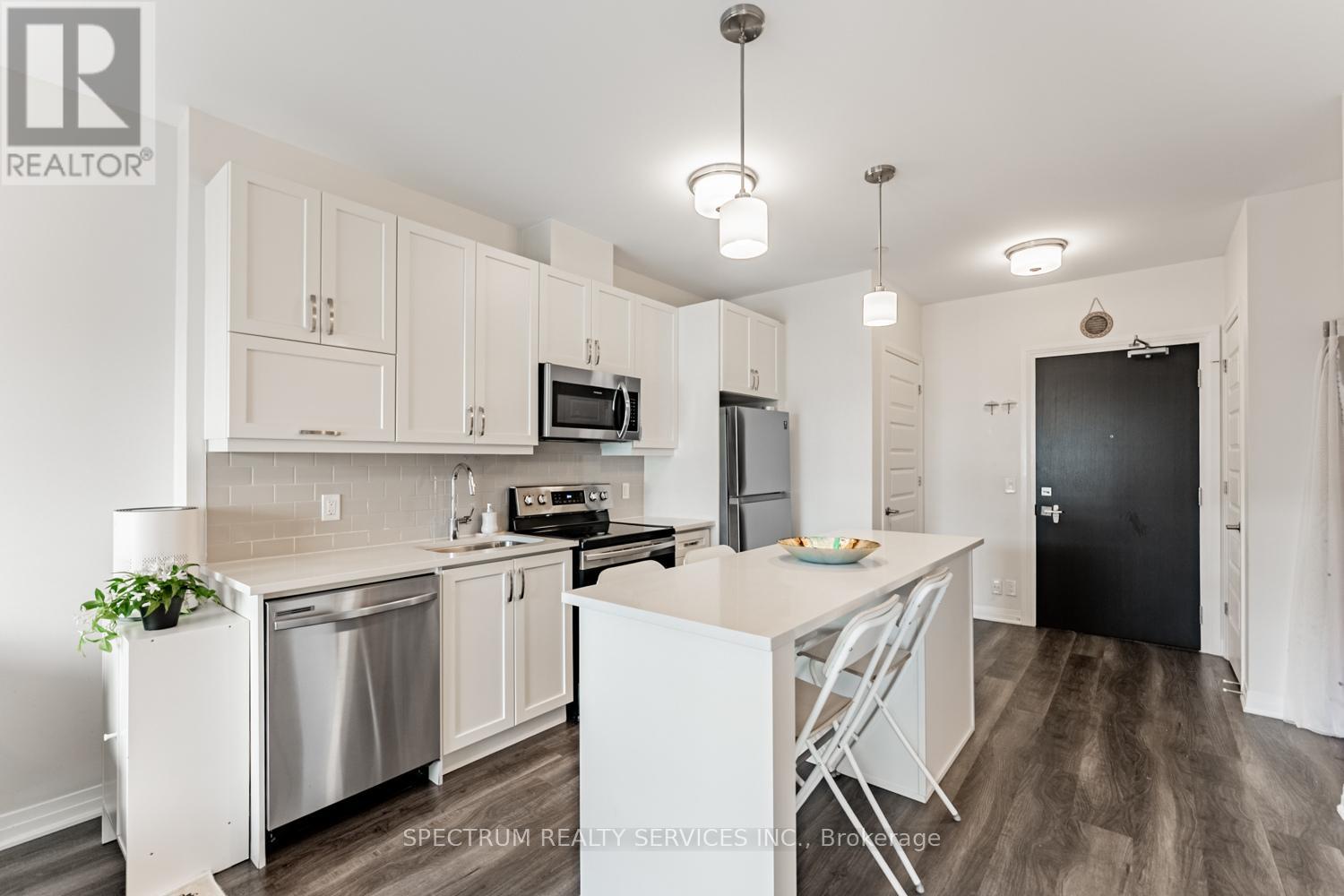 531 - 102 Grovewood Common, Oakville, Ontario  L6H 0X2 - Photo 7 - W12541976