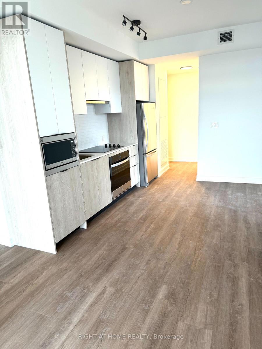 414 - 1007 The Queensway, Toronto, Ontario  M8Z 6C7 - Photo 5 - W12542000