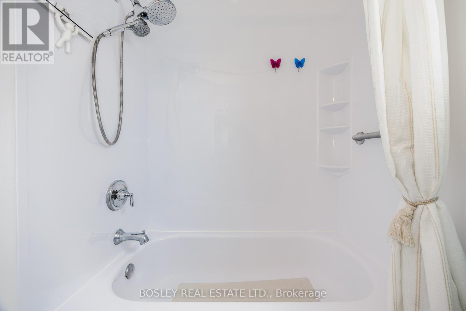 16 Grand River Court, Brampton, Ontario  L6S 2J8 - Photo 21 - W12542004