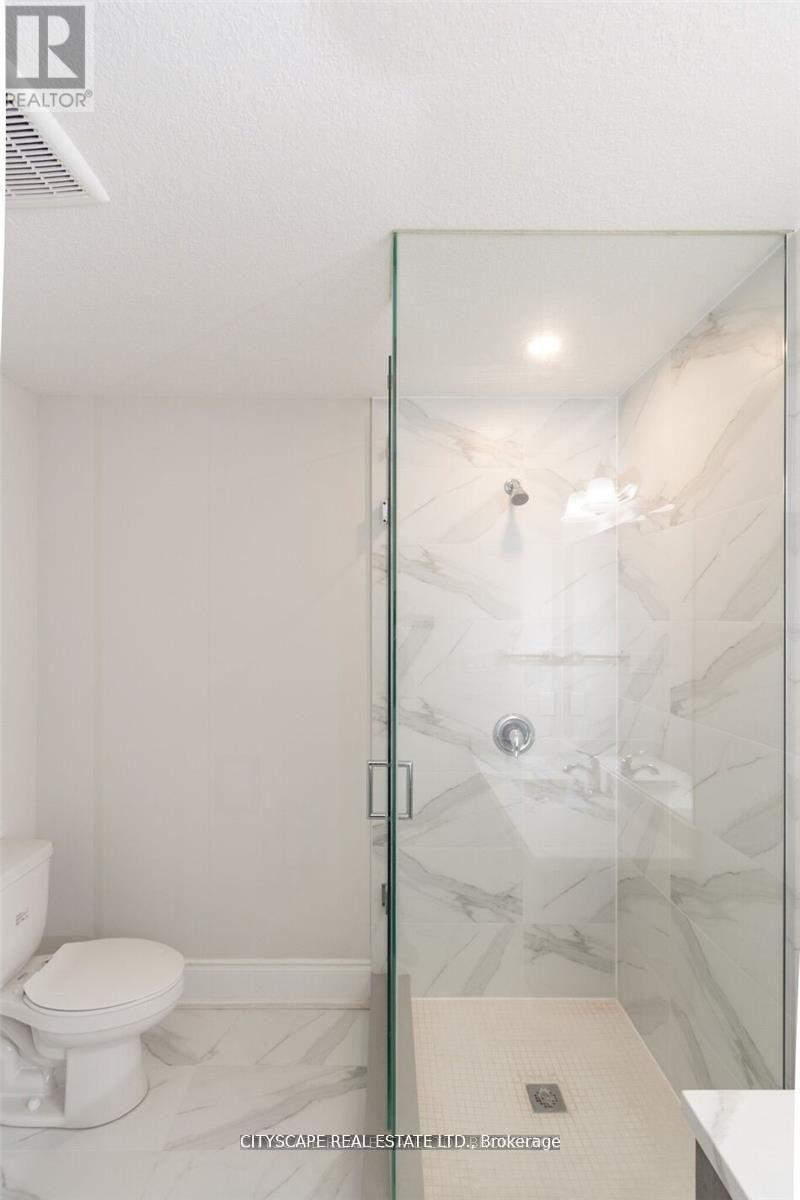 579 Wedgewood Drive, Burlington, Ontario  L7L 0J9 - Photo 27 - W12542044