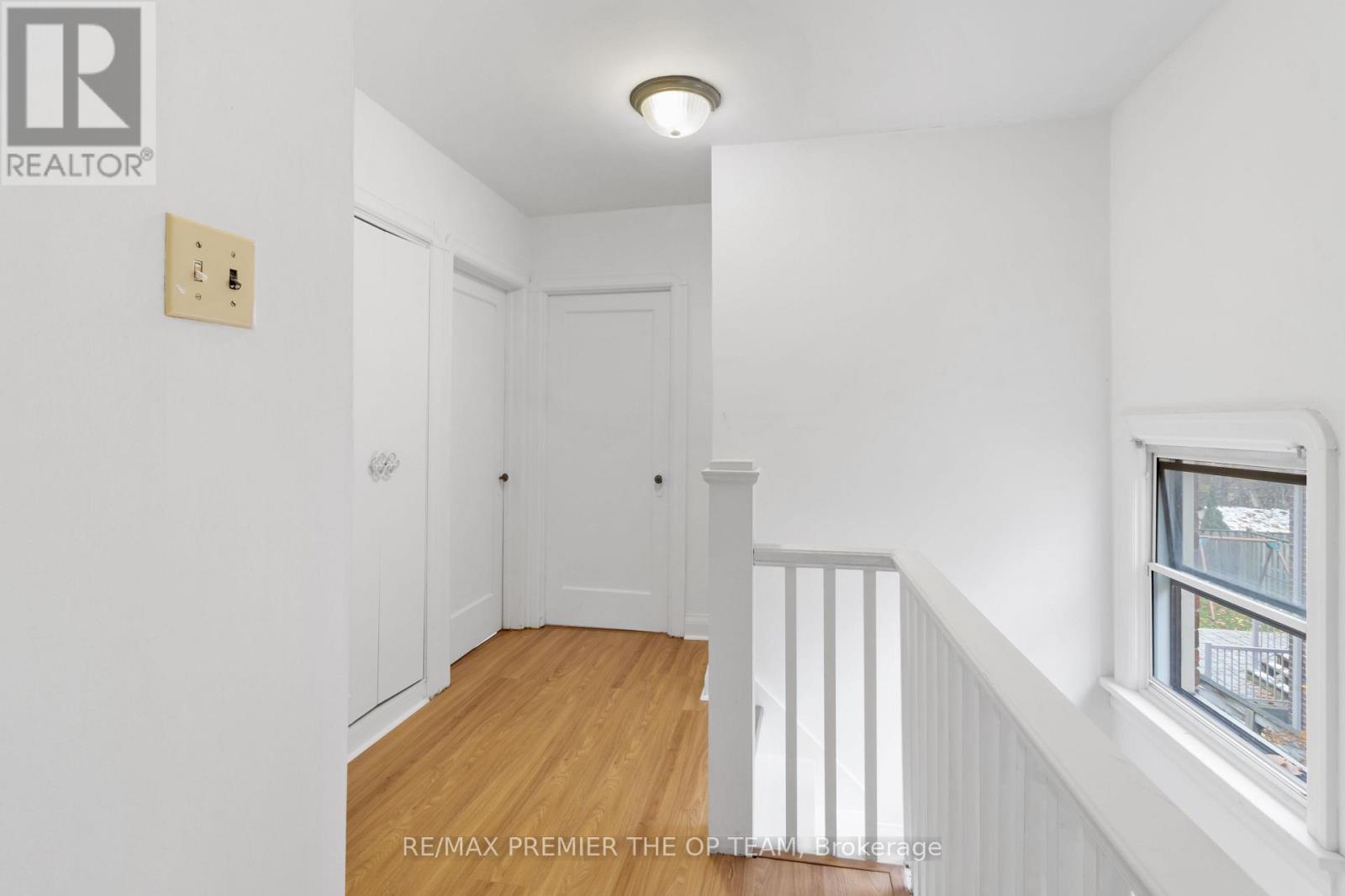 65 Long Branch Avenue, Toronto, Ontario  M8W 3J3 - Photo 26 - W12542046