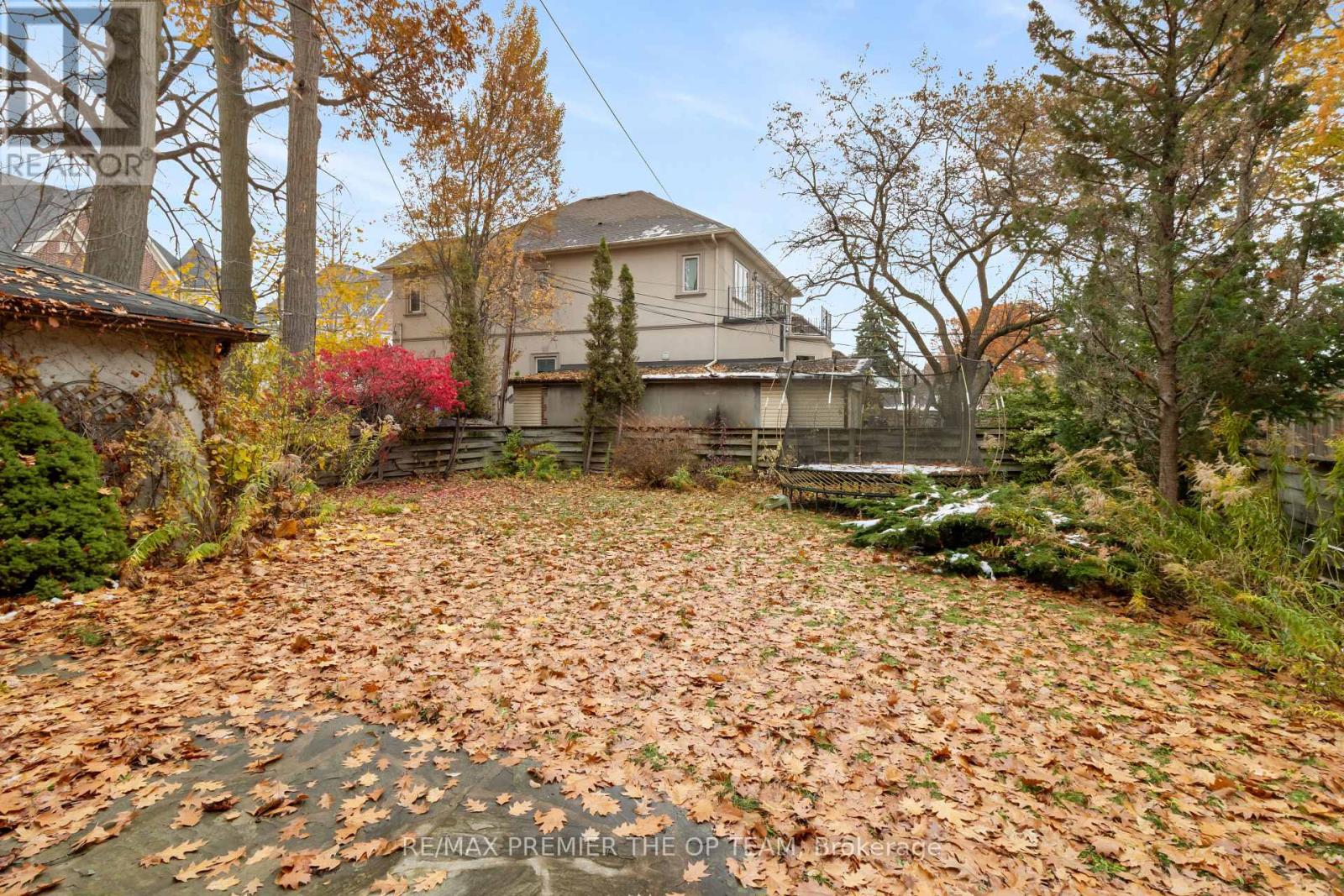 65 Long Branch Avenue, Toronto, Ontario  M8W 3J3 - Photo 46 - W12542046