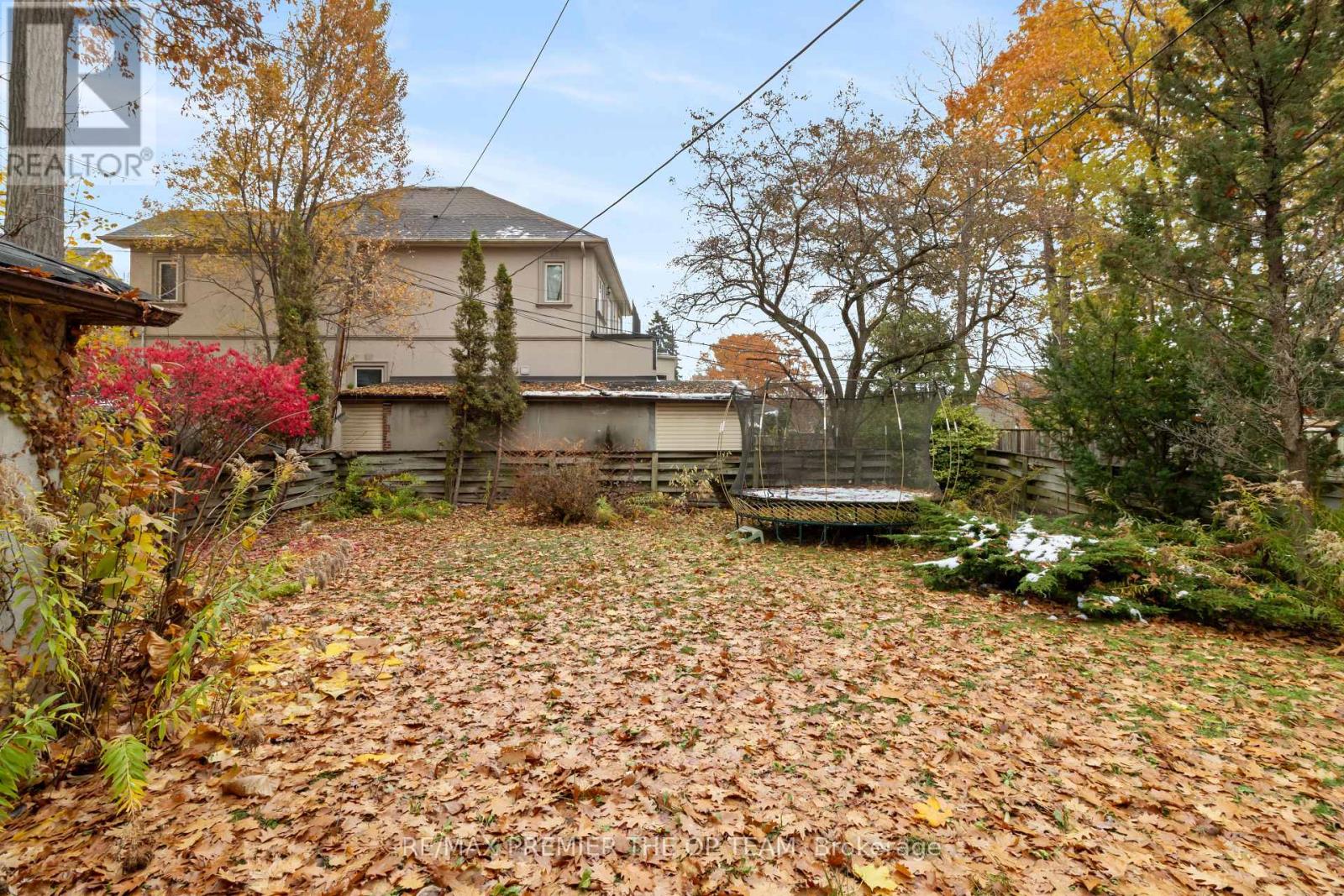 65 Long Branch Avenue, Toronto, Ontario  M8W 3J3 - Photo 47 - W12542046