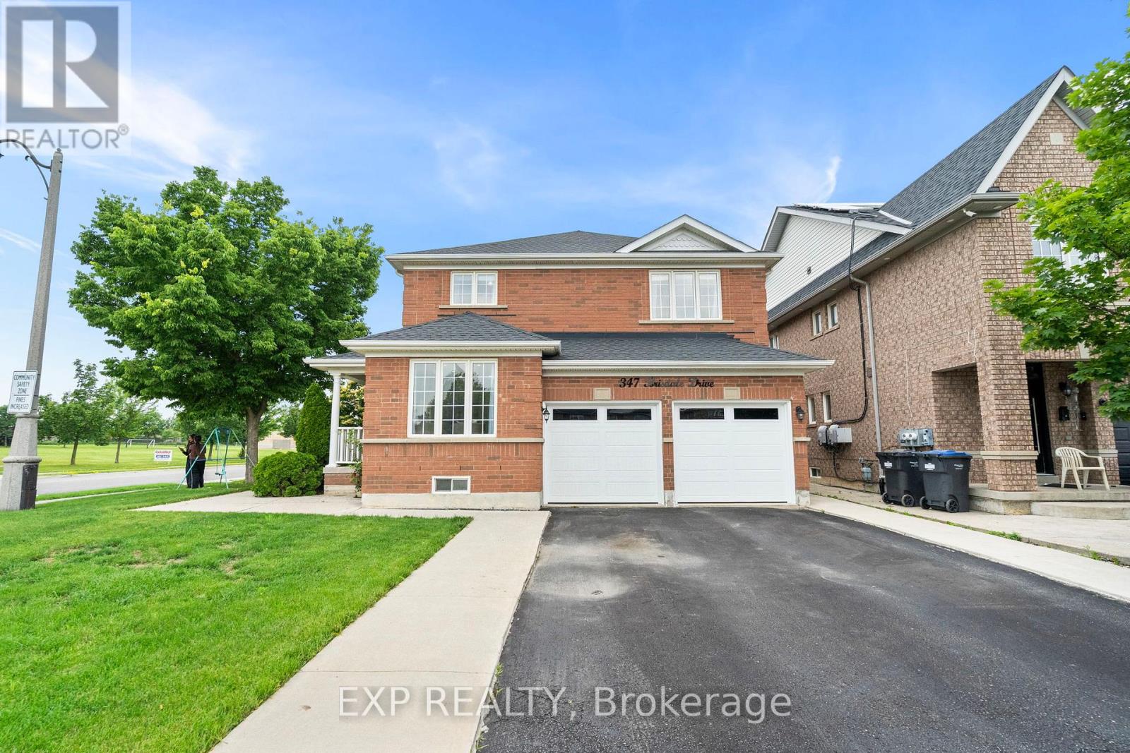 347 BRISDALE DRIVE, Brampton, Ontario