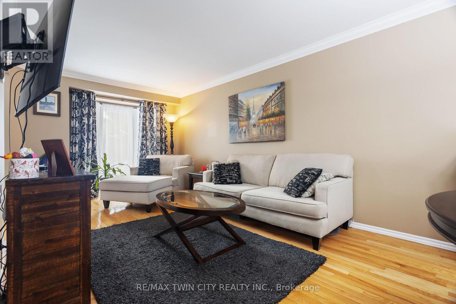 1486 Reynolds Avenue, Burlington, Ontario  L7M 3C1 - Photo 6 - W12542108