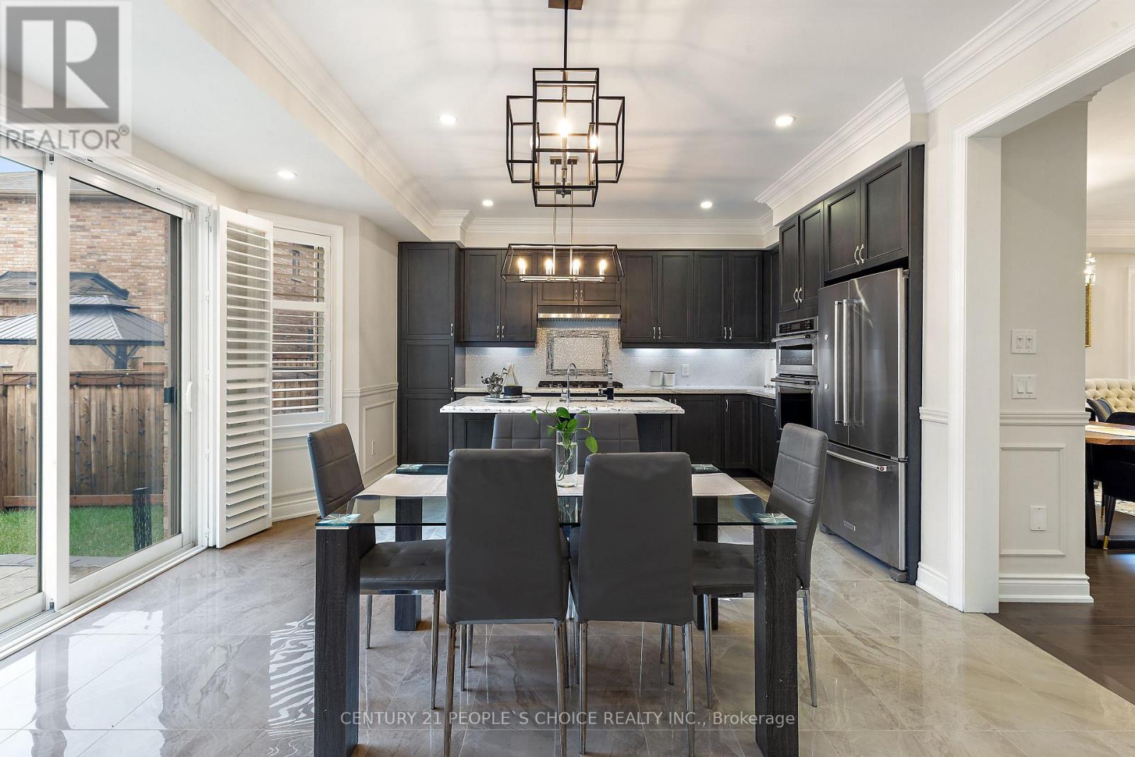 240 Etheridge Avenue, Milton, Ontario  L9E 1H6 - Photo 14 - W12542116